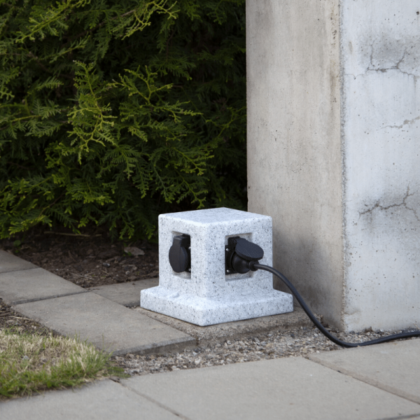Gartensteckdose Plugge - Granitoptik - f�r 4 Stecker - 2 m Zuleitung