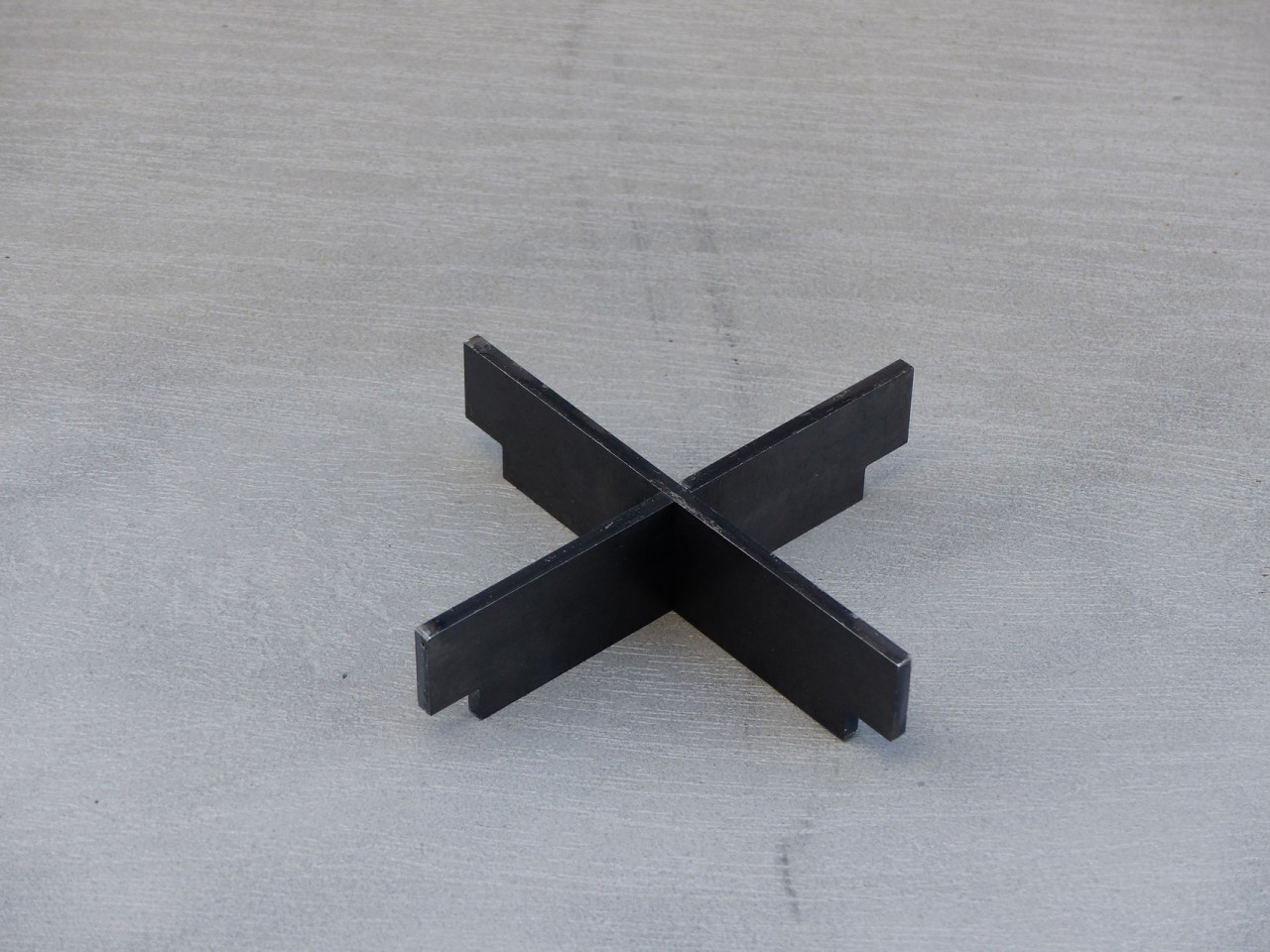 GundM Feuer Pfannenkreuz f�r Small Fire Plate Feuerplatte